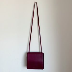 OAK + FORT Crossbody bag in Burgundy